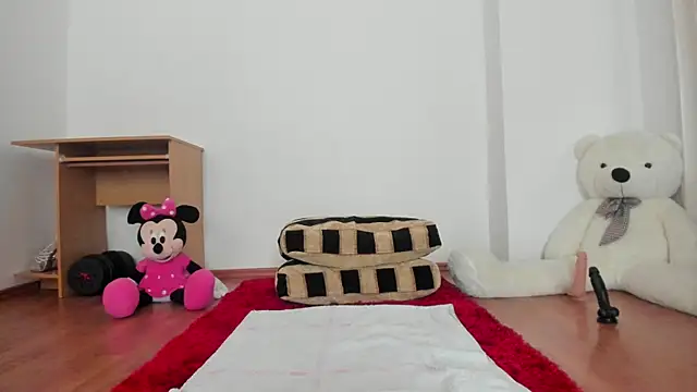 AnneQueen online show from 01/28/25, 08:57