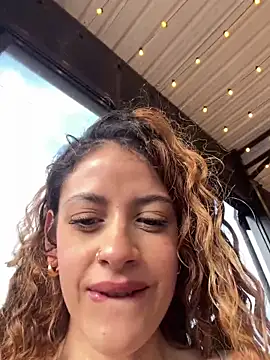 alana15 online show from 11/11/25, 09:26