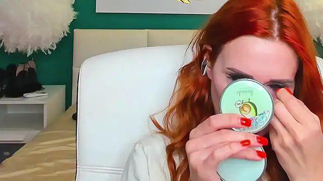 Red Fairy  online show from 06/25/26, 06:18
