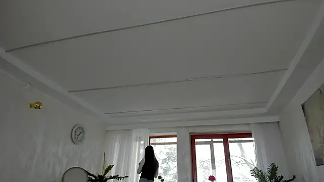 TiffanyHouston  online show from 02/17/25, 06:42