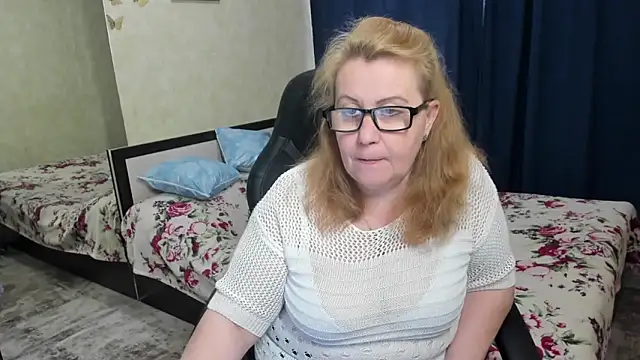 Frau Marta online show from 03/24/26, 01:05