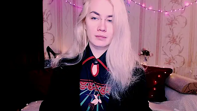xxxcharismaaa online show from 04/27/26, 04:54