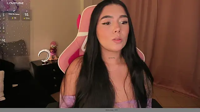 shantall vidales  online show from 01/08/25, 06:09