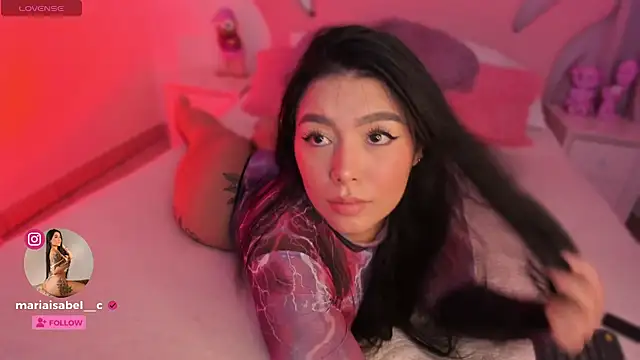 shantall vidales  online show from 10/14/25, 02:23