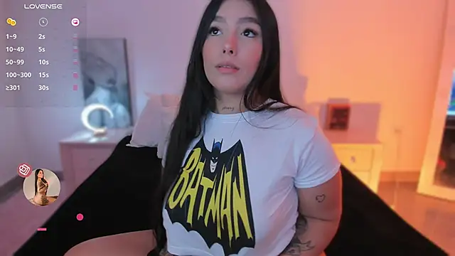 shantall vidales  online show from 02/22/26, 09:02