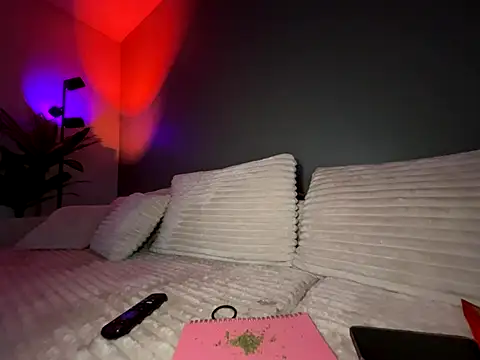 chloetease online show from 11/18/25, 03:12