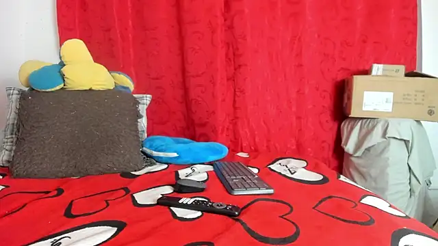 BlowMommy  online show from 10/25/25, 10:12