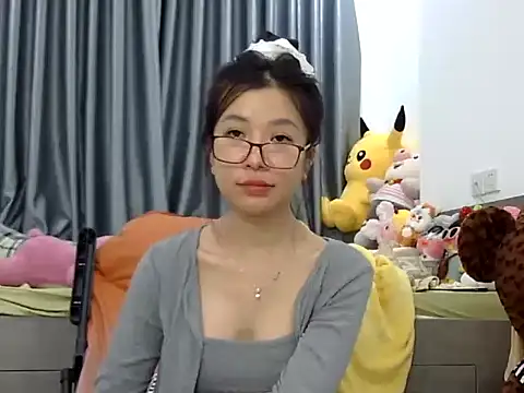 Cute Ruby01 online show from 12/06/24, 03:00