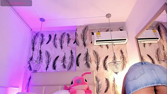 Vivi prinncess online show from 11/14/25, 10:51