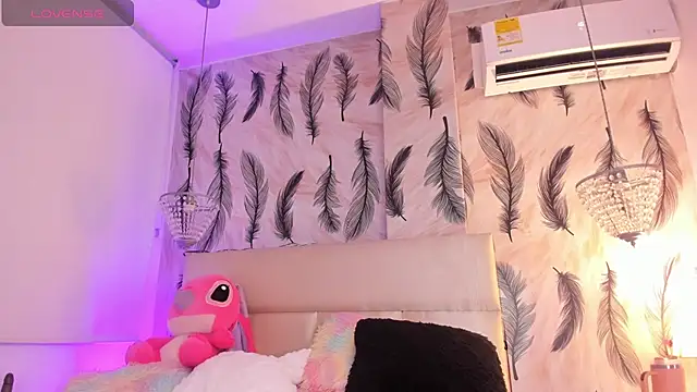 Vivi prinncess online show from 11/17/25, 11:54