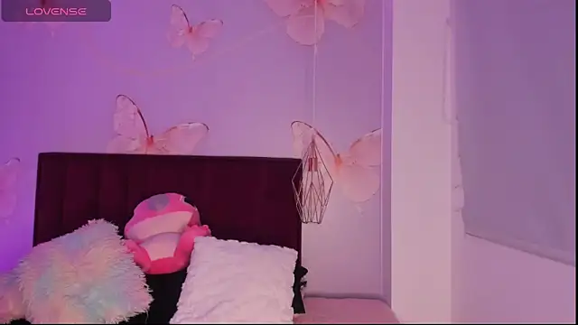 Vivi prinncess online show from 03/17/26, 11:52