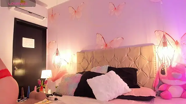 Vivi prinncess online show from 03/21/26, 12:04