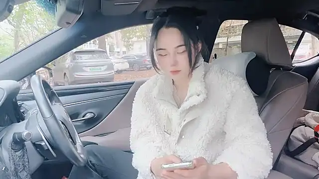 Snapshot of orla2021 chatting on 02/26/25, 01:11 orla2021 online show from 02/26/25, 01:11