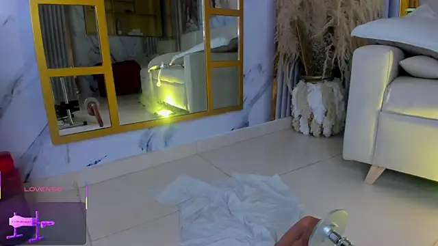 erotik lady online show from 02/12/25, 04:01