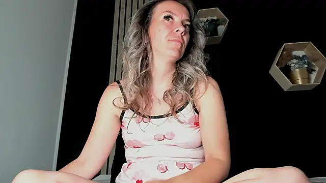 Alesys69 online show from 06/25/26, 10:14