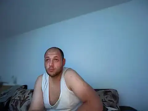 Snapshot of Flakka95 chatting on 06/12/26, 11:35 Flakka95 online show from 06/12/26, 11:35
