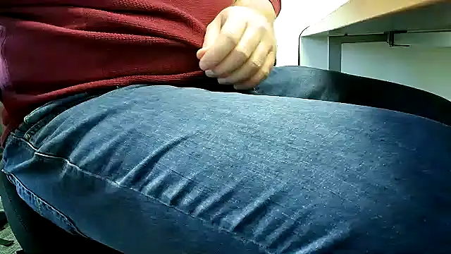 69bezfleku online show from 12/19/24, 07:29