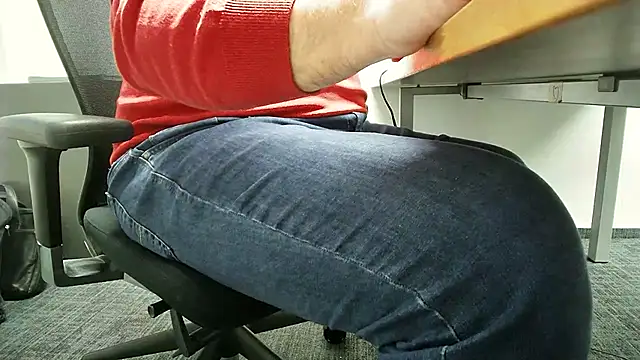 69bezfleku online show from 02/10/25, 04:25