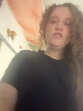 Snapshot of smokyjane chatting on 01/12/26, 05:07 smokyjane online show from 01/12/26, 05:07