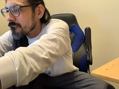 Youreherewithme online show from 01/28/25, 08:47