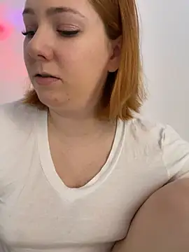 Snapshot of Patriciamoura69 chatting on 09/30/25, 03:50 Patriciamoura69 online show from 09/30/25, 03:50