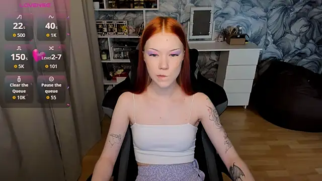 litl Mia online show from 10/29/25, 03:47