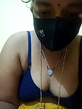 Snapshot of teddy-143 chatting on 10/28/25, 08:11 teddy-143 online show from 10/28/25, 08:11