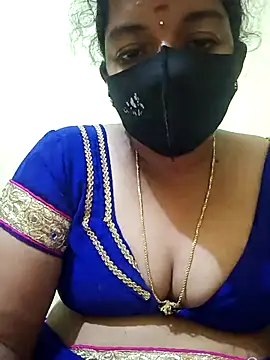 Snapshot of teddy-143 chatting on 11/02/25, 06:32 teddy-143 online show from 11/02/25, 06:32