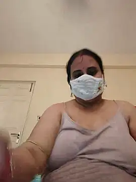 Snapshot of Sheela-Bhabi chatting on 07/01/26, 04:14 Sheela-Bhabi online show from 07/01/26, 04:14