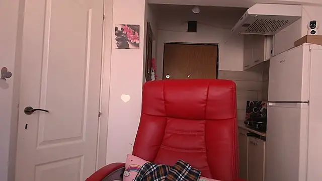 simyhvn online show from 04/14/26, 08:09