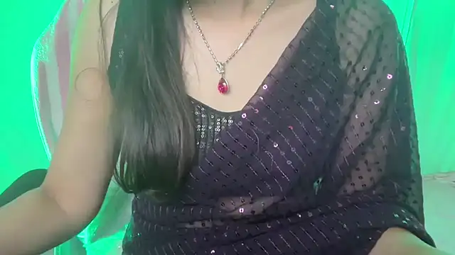 Queen Angelena online show from 10/30/25, 06:19