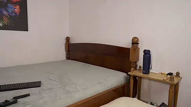 foxeslovefoxes online show from 10/30/25, 03:46