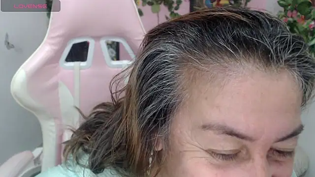 stepmother 105 online show from 12/05/25, 06:15