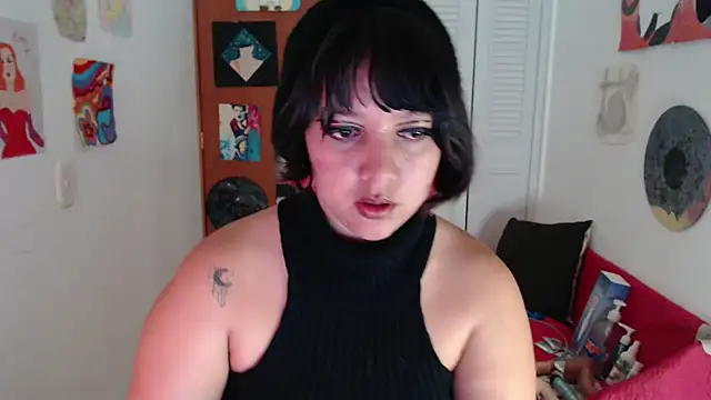 soynanabela28 online show from 09/11/25, 12:33