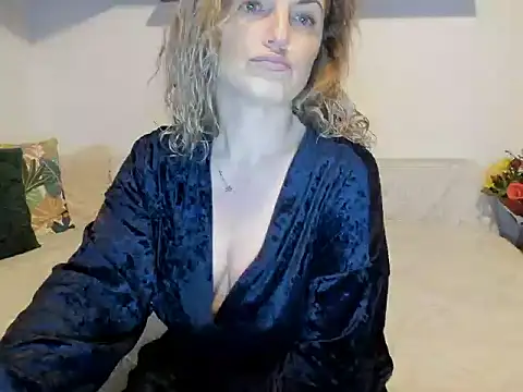 Jadore able online show from 02/20/25, 02:40