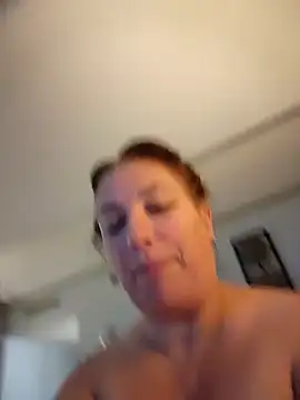 Canadian BBW online show from 12/17/24, 05:36