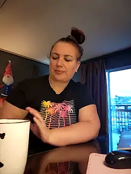 Canadian BBW online show from 12/22/24, 04:48