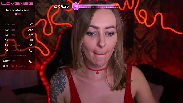 Snapshot of GraceCandy chatting on 12/13/24, 04:22 GraceCandy online show from 12/13/24, 04:22