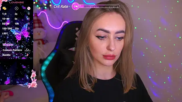 Snapshot of GraceCandy chatting on 12/19/24, 10:32 GraceCandy online show from 12/19/24, 10:32