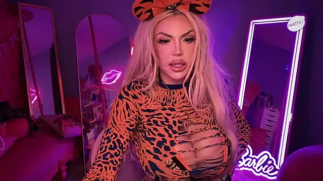 bimbotwerkqueen online show from 11/01/25, 10:39