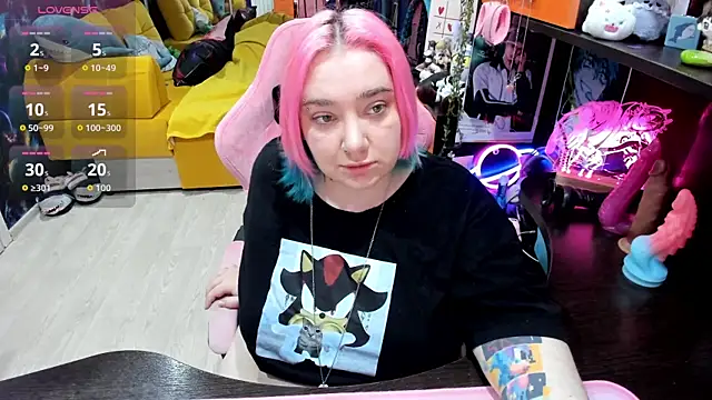 Softie Sofy online show from 03/28/26, 03:28