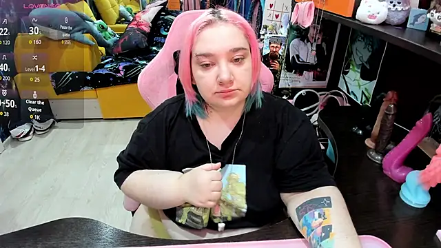 Softie Sofy online show from 04/02/26, 01:47