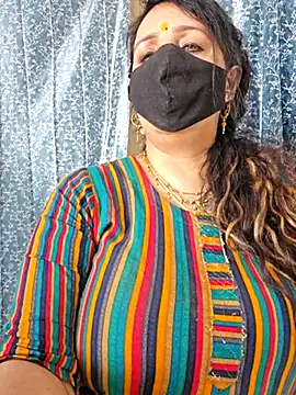 cute-tanvi online show from 03/03/25, 05:20