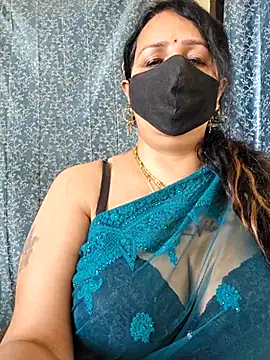 cute-tanvi online show from 03/17/25, 07:35