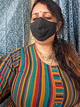 cute-tanvi online show from 03/21/25, 04:17