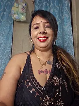 cute-tanvi online show from 12/17/25, 01:00