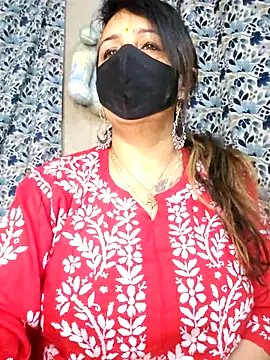 cute-tanvi online show from 02/05/26, 12:59