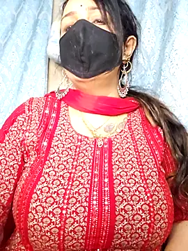 cute-tanvi online show from 02/22/26, 11:58