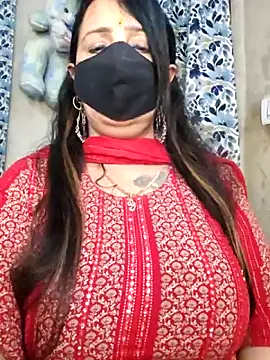 cute-tanvi online show from 04/13/26, 12:38