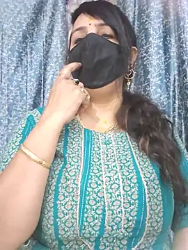 Snapshot of cute-tanvi chatting on 07/08/26, 01:10 cute-tanvi online show from 07/08/26, 01:10